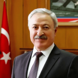 Prof. Dr. İlhan Kocaarslan